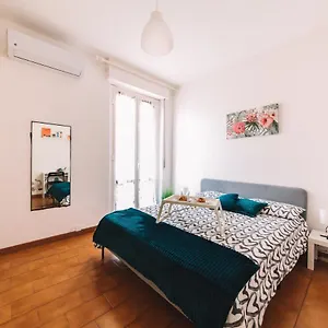 San Siro-duomo Wi-fi & Netflix , Milano Italia